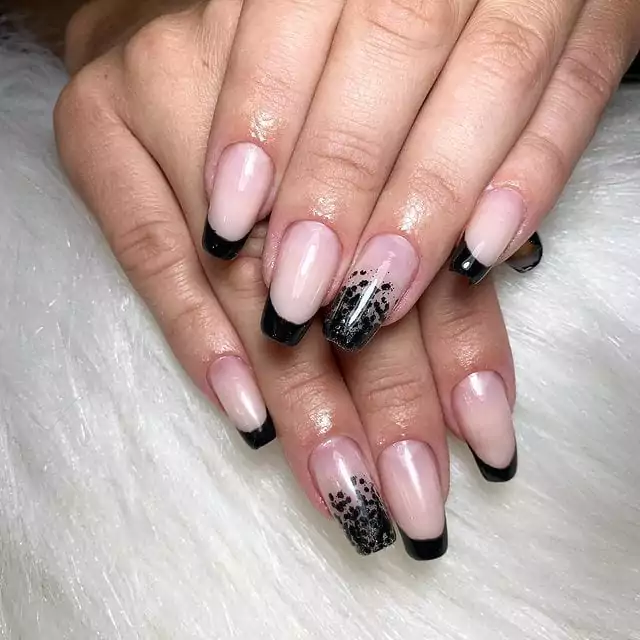sarah-ferreira-nails