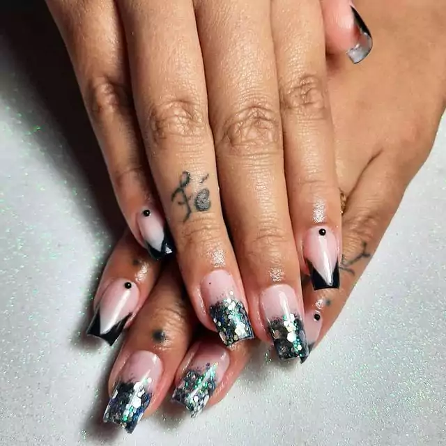 thais-gomes-nails